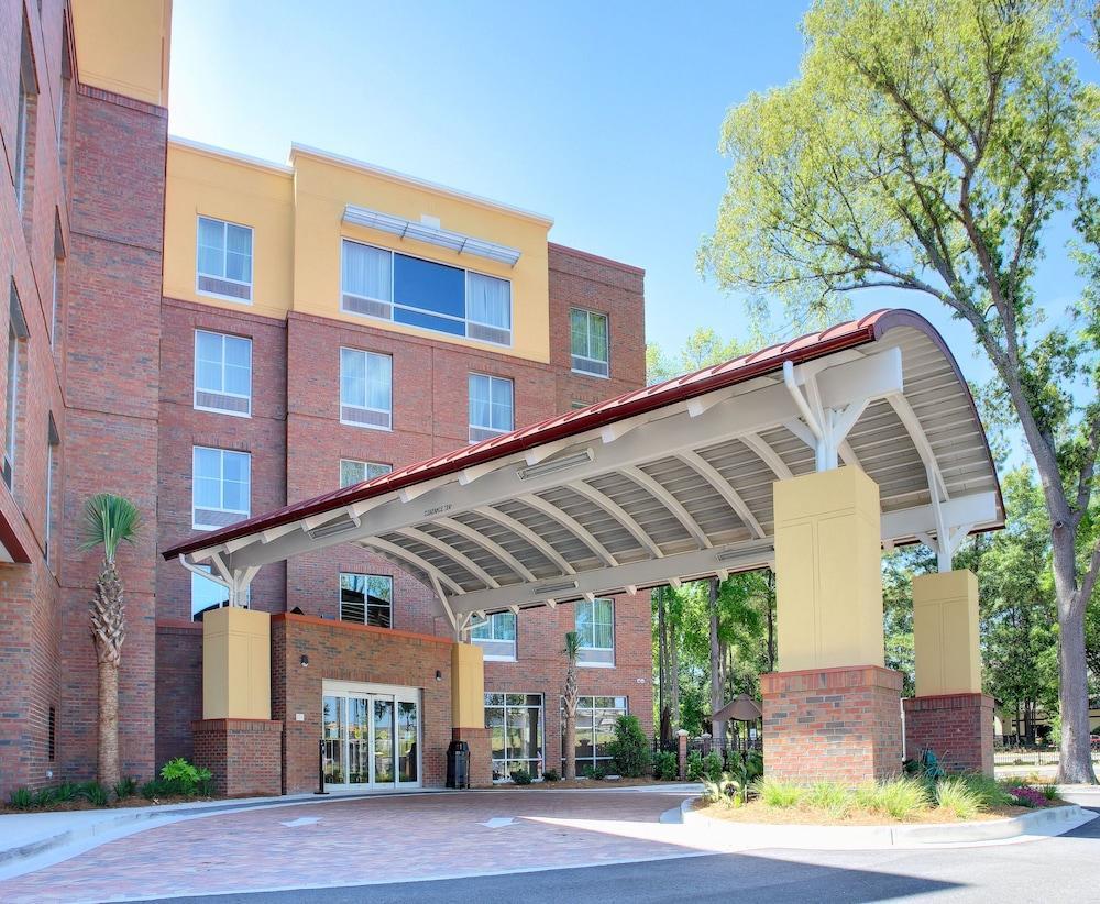 Comfort Suites Charleston West Ashley Exterior photo